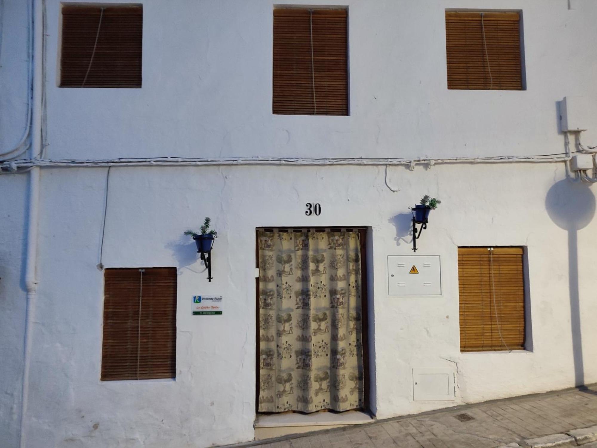 La Casita Tipica Vila Zuheros Exterior foto